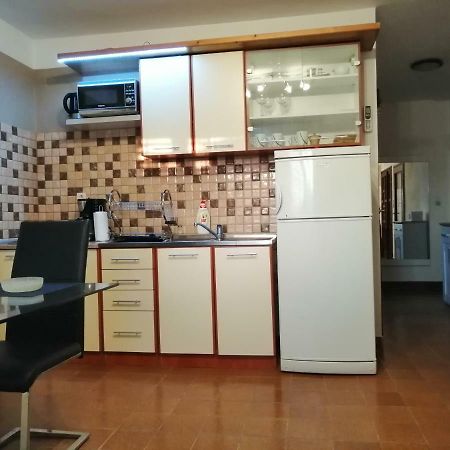 Apartmani Petra Vrsi Eksteriør billede